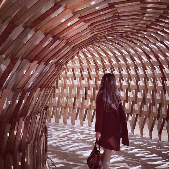 Meet your Posher, Chloé - Picture 1 of 1